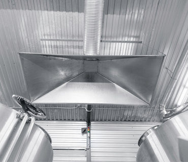 Davlumbaz Havalandırma Sistemleri – Endüstriyel Alanlarda Temiz Hava Güvencesi